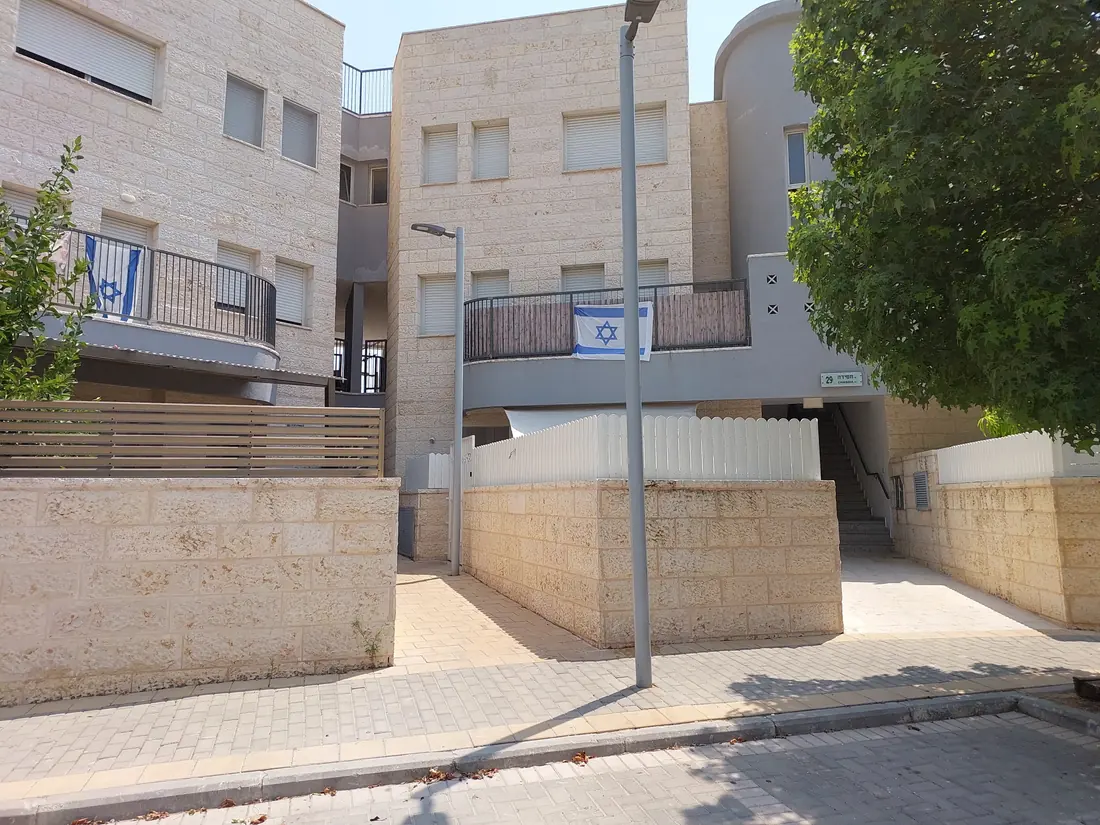 למכירה בציפורים — דורון נכסים